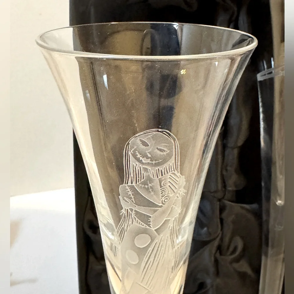 Rare Disney Gallery Nightmare Before Christmas Bohemian Crystal Champagne Flutes